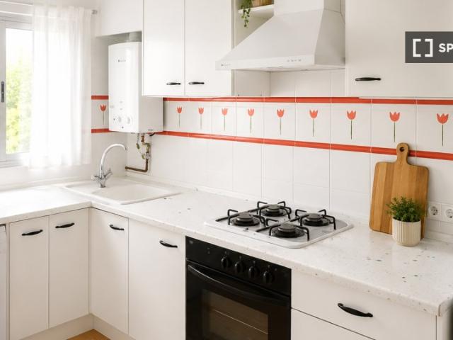 Se alquila piso de 3 habitaciones en La Creu del Grau