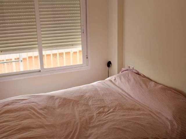 Se alquila piso de 3 habitaciones en Vélez Málaga