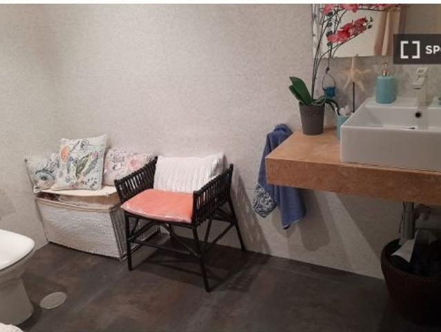 Se alquila piso de 1 dormitorio en Almagro, gastos incluidos