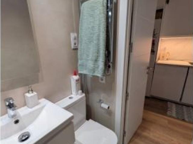 Se alquila piso de 1 dormitorio en Cuatro Caminos, gastos incluidos