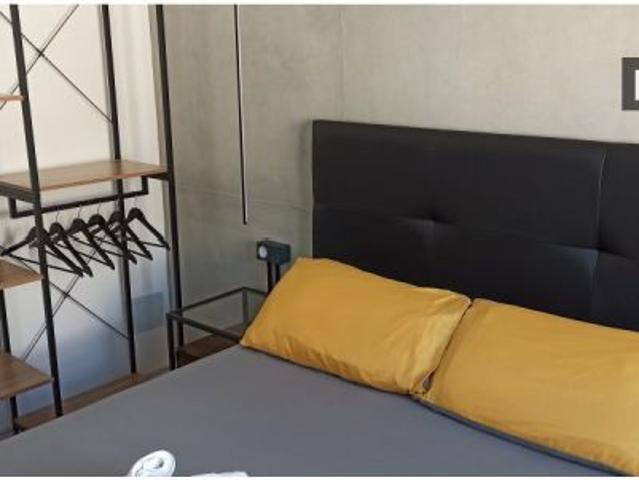Se alquila piso de 1 dormitorio en San Francisco Mina, Cádiz, gastos incluidos