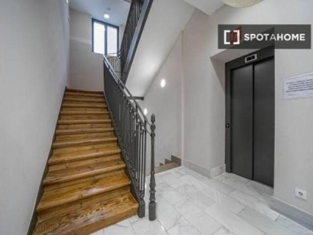 Se alquila piso de 1 dormitorio en Trafalgar
