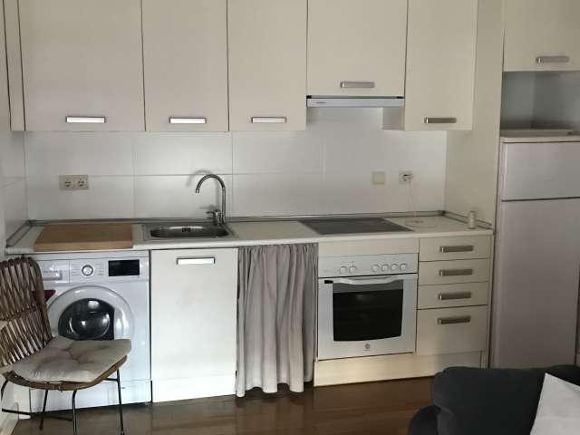 Se alquila piso de 2 habitaciones en Centro Histórico, Málaga