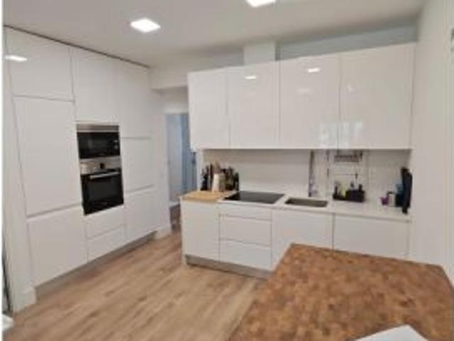 Se alquila piso de 2 habitaciones en Goya, gastos incluidos
