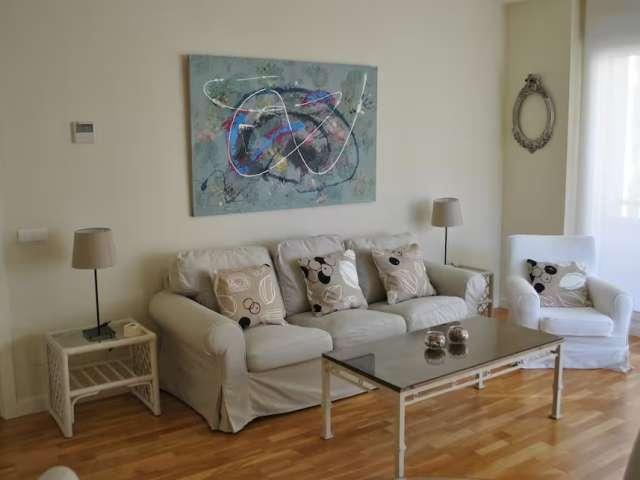 Se alquila piso de 2 habitaciones en La Caleta, Málaga