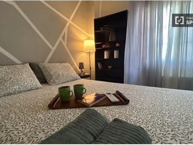 Se alquila piso de 2 habitaciones en La Bordeta, gastos incluidos