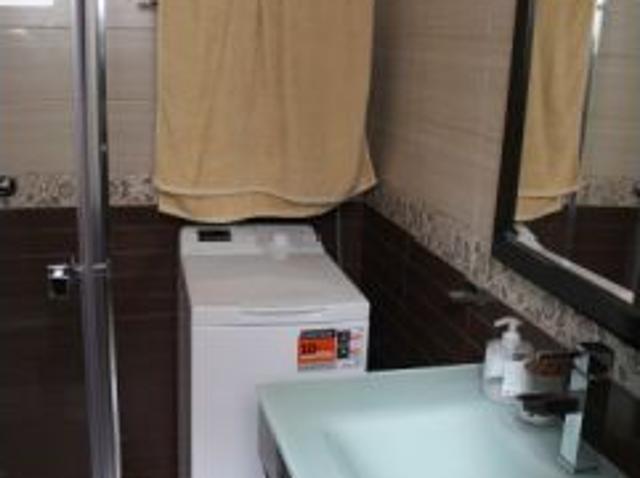 Se alquila piso de 2 habitaciones en Valdeacederas, gastos incluidos