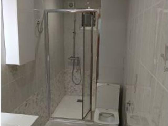 Se alquila piso de 4 habitaciones en Alicante, gastos incluidos