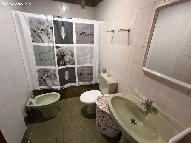 SE ALQUILA PISO EN CADIZ, ZONA CENTRO, SOLO PARA TEMPORADA ESCOLAR