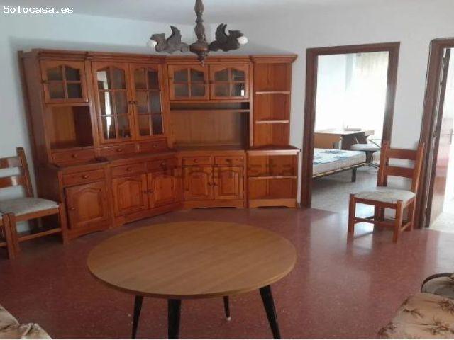 SE ALQUILA PISO EN CALLE DORADA 1, IDEAL PARA ESTUDIANTES CURSO 26/27