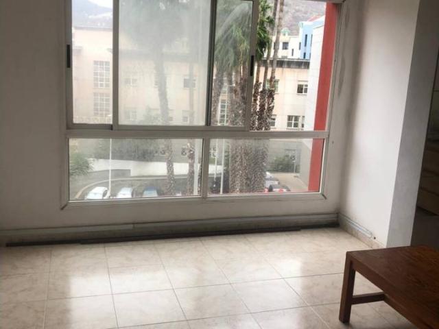 SE ALQUILA PISO EN ARUCAS CENTRO