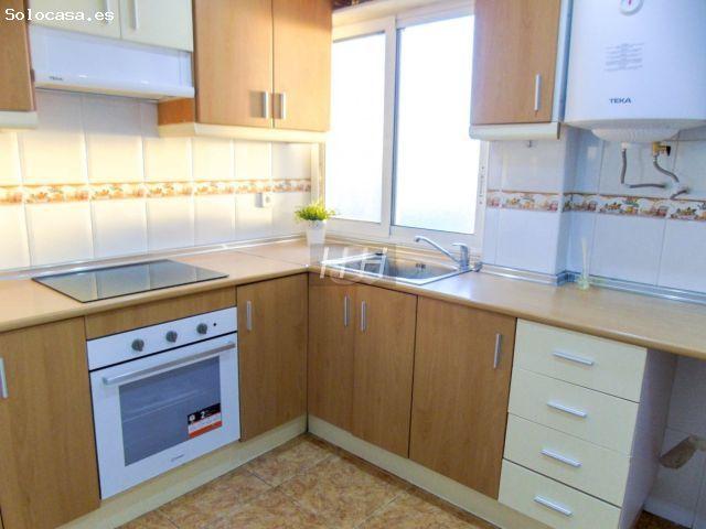 Se alquila piso luminoso en Concordia. / HH Asesores, Inmobiliaria en Burjassot/
