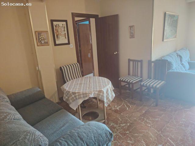 SE ALQUILA PISO PARA CURSO ACADEMICO EN EL ZAIDIN EN CALLE BERNARDA ALBA