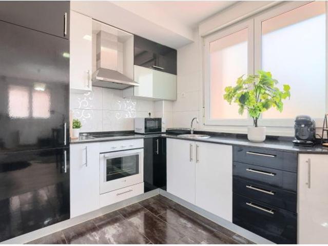 Se Alquila Precioso Piso de 2 dormitorios reformado en Zona Lutxana Barakaldo