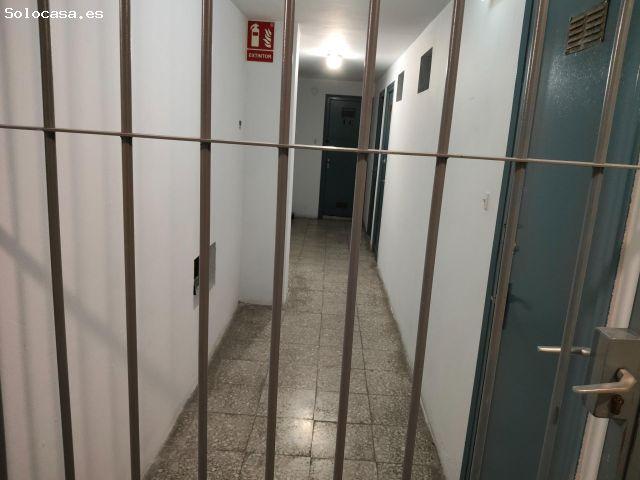 SE ALQUILA TRASTERO EN CALLE ISLA DE IBIZA