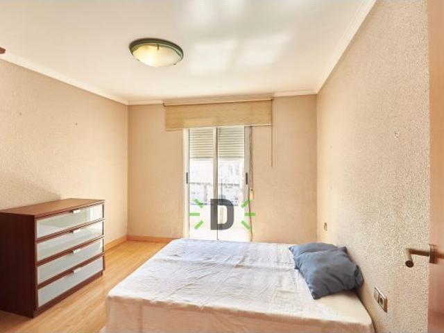 SE ALQUILA VIVIENDA EN BENETUSSER