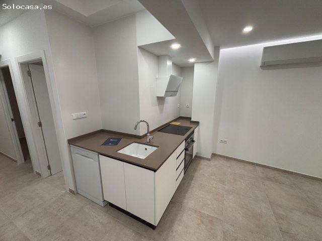 Se alquila Vivienda Junto a plza. de la Virgen