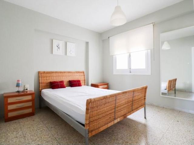 SE ALQUILA VIVIENDA PARA LARGA TEMPORADA