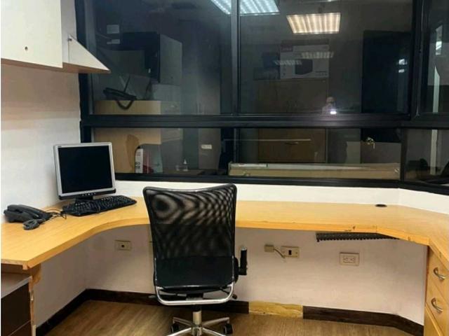 Se alquilan 5 cubiculos de 7m2. Las Delicias