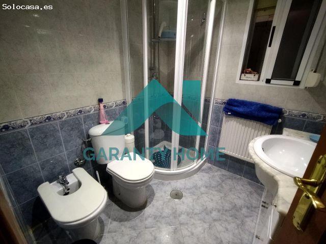 SE ALQUILAN 2 HABITACIONES EN ZONA PERÚ ?