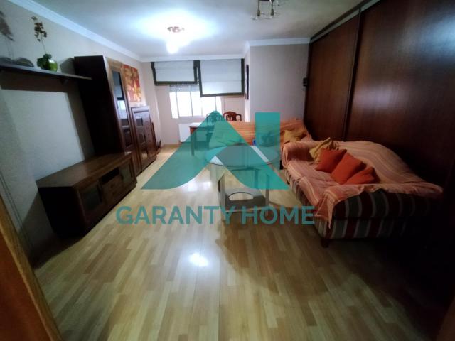 SE ALQUILAN 2 HABITACIONES EN ZONA PERÚ