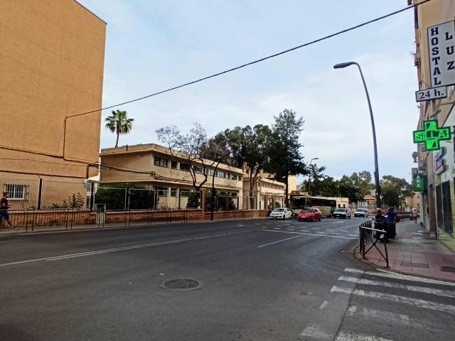 SE ALQUILAN DOS HABITACIONES PARA LARGA TEMPORADA