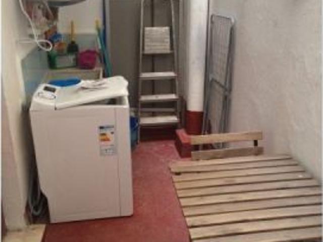 Se alquilan habitaciones en apartamento de 4 dormitorios en Benimaclet