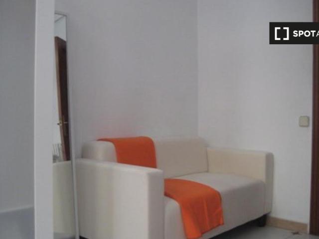 Se alquila habitación en Sant Francesc, Valencia