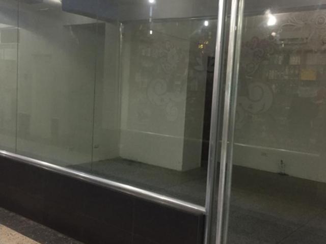 SE ALQUILAN LOCALES COMERCIALES AL47 12VC HPER
