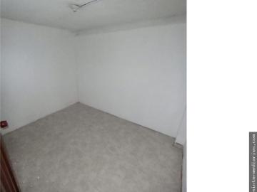 Se arrienda apartamento en Cervantes