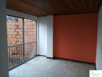 Se Arrienda Apartamento En Manrique Central
