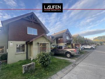 Se arrienda casa en condominio antilhue