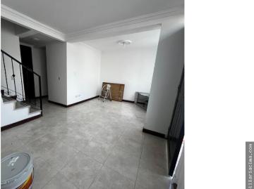 SE ARRIENDA CASA EN LA ENEA, MANIZALES