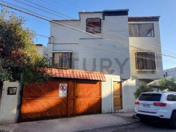 SE ARRIENDA CASA EN PARQUE INGLÉS