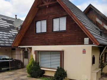 SE ARRIENDA ESTUPENDA CASA 4 DORMITROIOS EN TCO