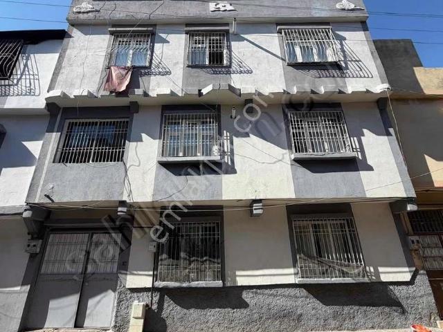 Seç Emlaktan Perilikaya Mah 3 Katlı 150m2 Ful Bakımlı