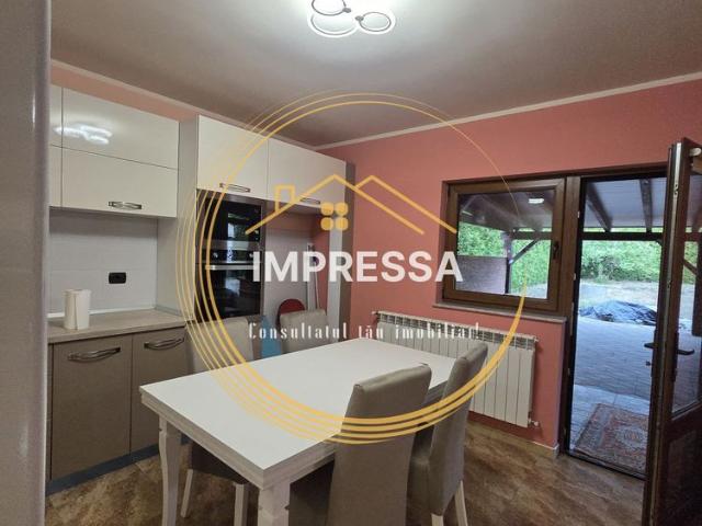 Se închiriază casă 4 dormitoare zona linistita Laniste Sv Burdujeni