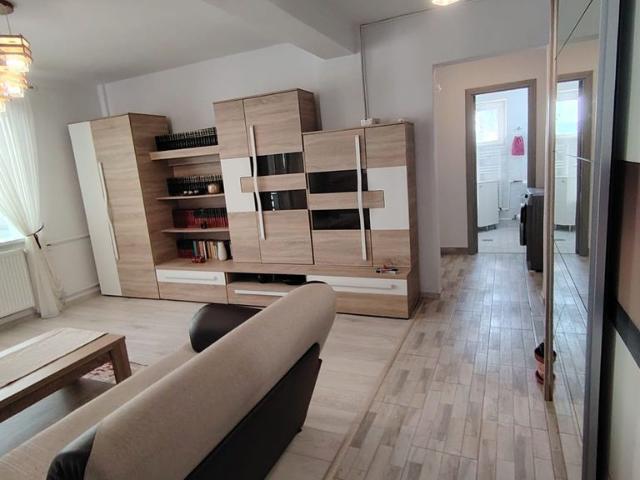 Se inchiriaza apartament 2 camere etaj 3 mobilat utilat complet 300e