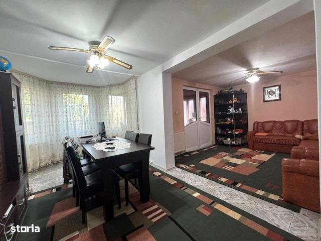 Se inchiriaza CASA S+P+1E str. Arcului