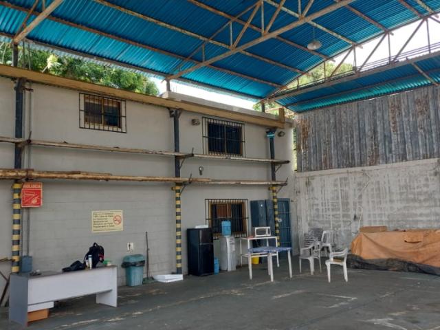 SE OFRECE EN VENTA GALPON CON OFICINAS VE45 260SJG HPER
