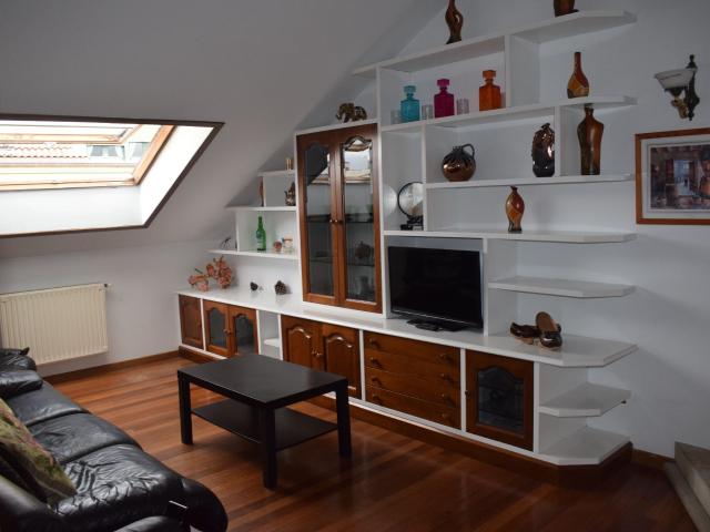 SE PONE EN VENTA UN MUY BONITO ÁTICO EN EL CENTRO DE CANGAS DE ONIS