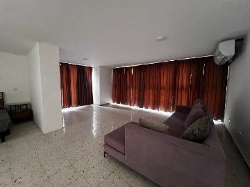 Se RENTA Amplio Estudio en Av. Mexico a 2 minutos de Chapultepec