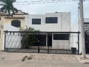SE RENTA AMPLIA CASA EN COL LA CAMPIÑA EN CULIACÁN SINALOA