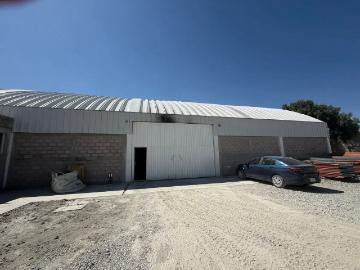 SE RENTA BODEGA 1,000 m2 A 300 MTS. BLVD. LAS TORRES EN PACHUCA HGO