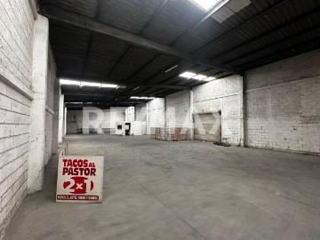 SE RENTA BODEGA CON CASETA DE ACCESO