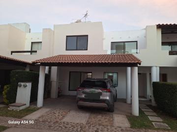Se renta casa amplia, en coto al norte de Aguascalientes