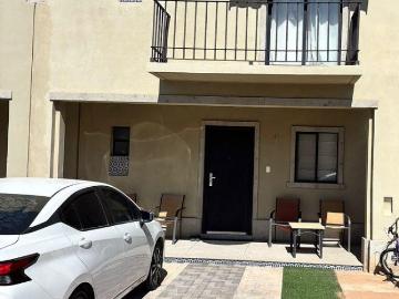 SE RENTA CASA AMUEBLADA Y EQUIPADA EN SALAMANCA RESIDENCIAL