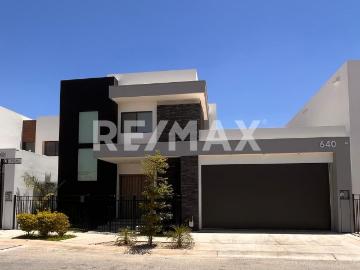 SE RENTA CASA EN ANTEA RESIDENCIAL