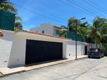 SE RENTA CASA EN COLONIA MIAMI
