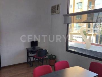 Se renta cuarto en Colina del Sur